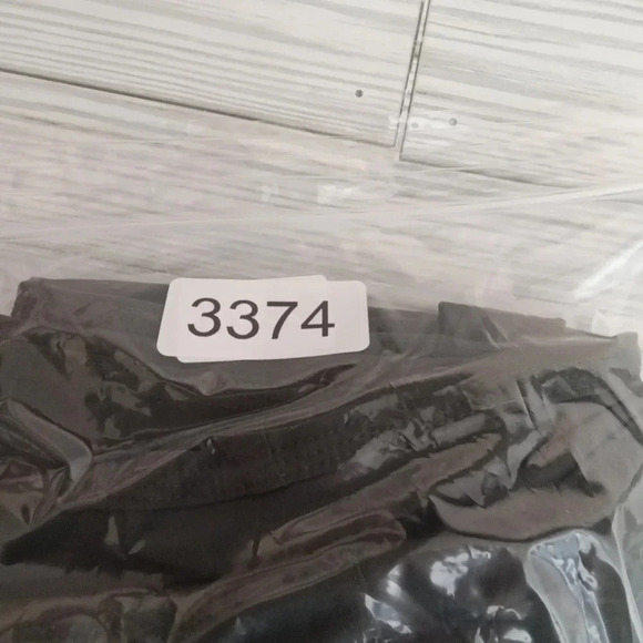 Under Armour men's Performance Outdoors stretch olive green pants size large - Picture 5 of 5